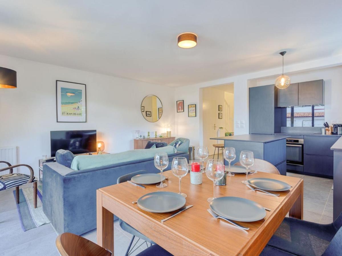 Clos Loreak By Interhome